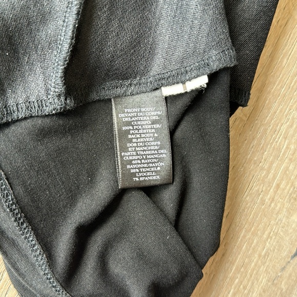 Ann Taylor ladies black top - Picture 7 of 7